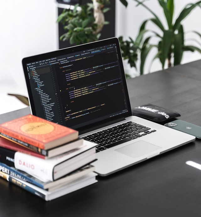 Photo by AltumCode on Unsplash